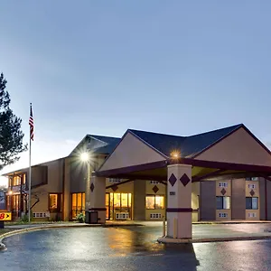 2* Hotel Super 8 By Wyndham Stapleton